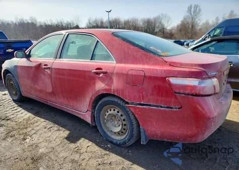 2007 Toyota Camry Ce z USA, uszkodzony, nr VIN 4T1BE46K47U044995